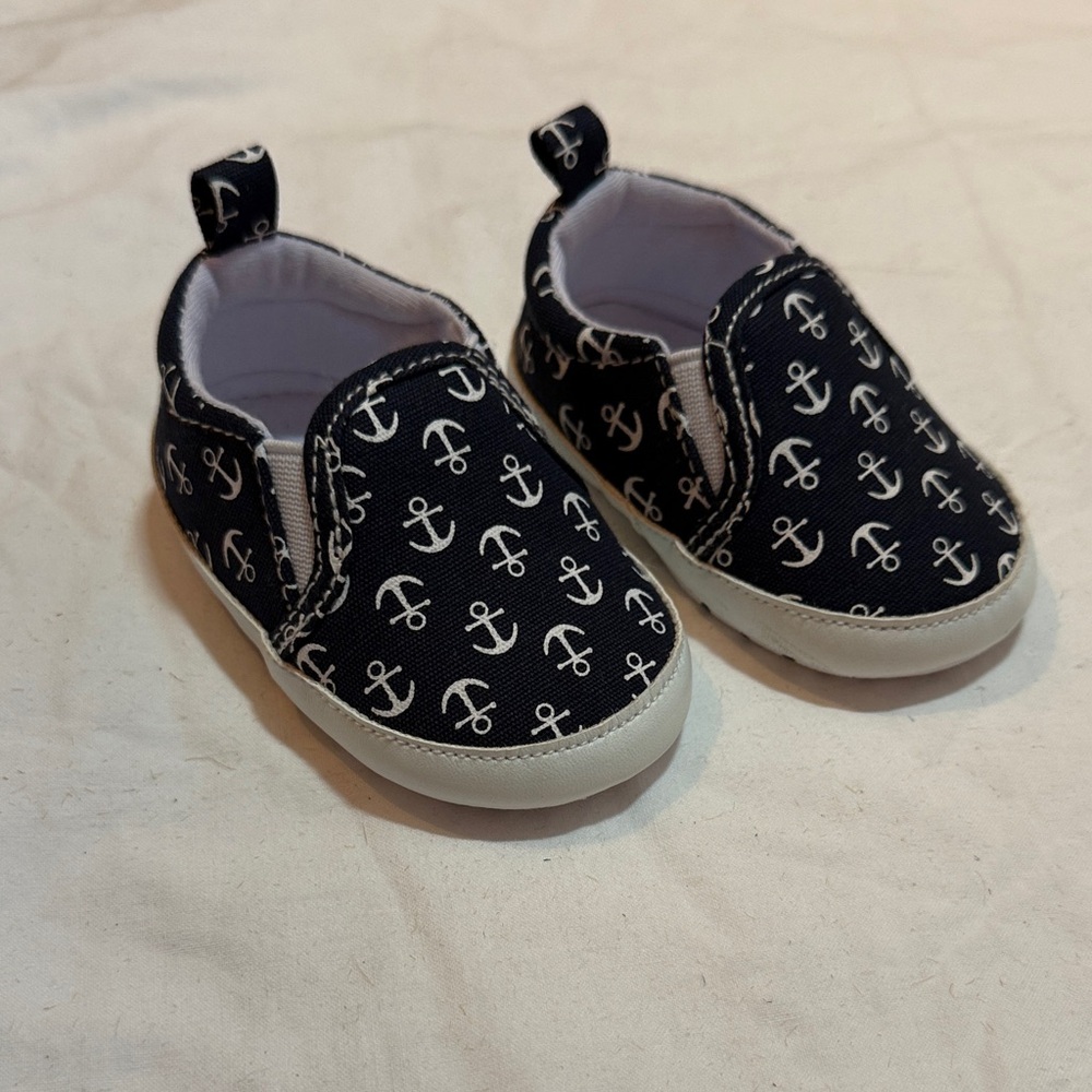 Tommy Bahama - NWOT - Navy Anchor Baby Shoes/Walkers/Crib Shoes